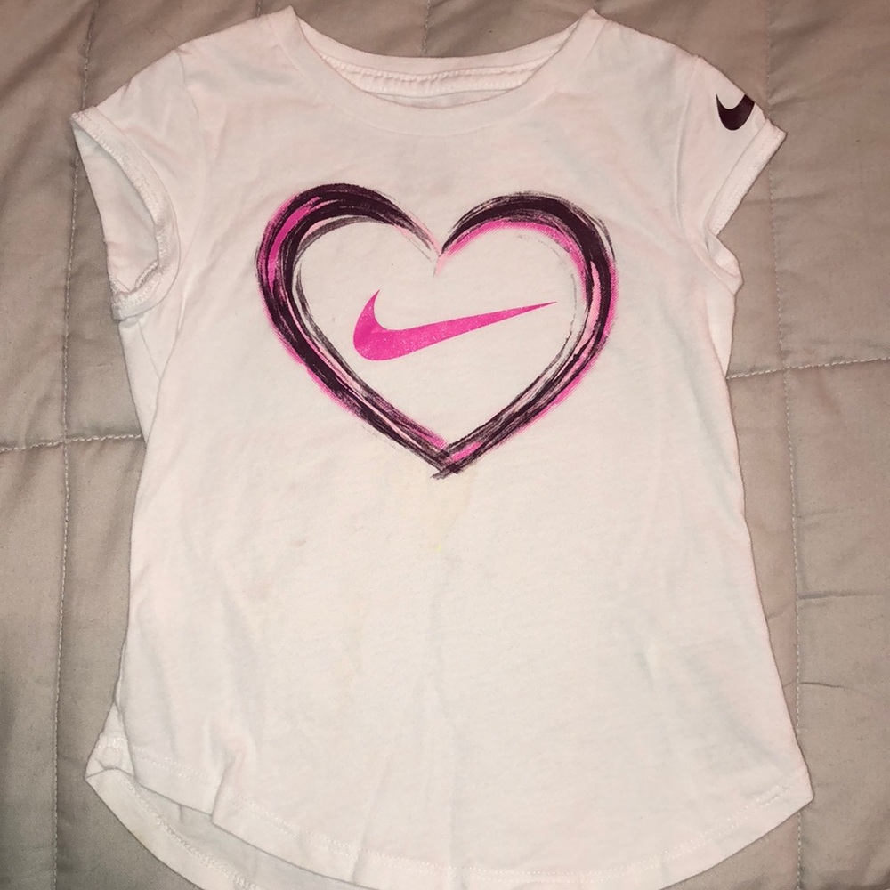 Nike toddler tee